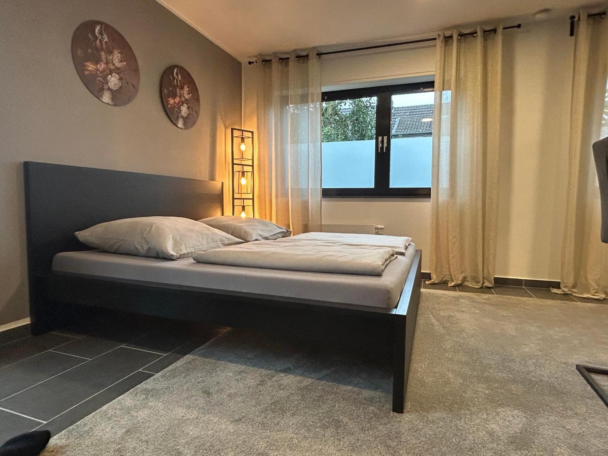 Cosy Bungalow-Apartment In Ruhiger Toplage - Naehe Duesseldorf Krefeld Dış mekan fotoğraf