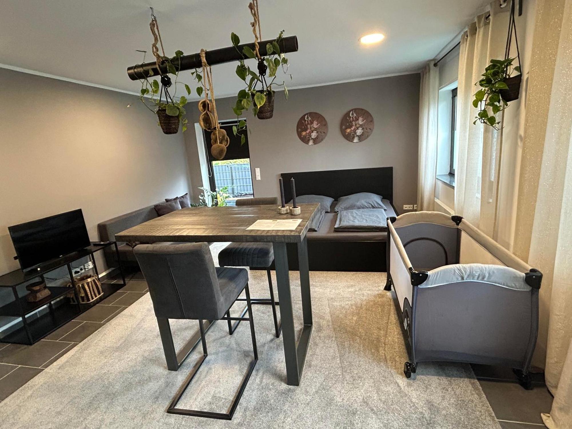 Cosy Bungalow-Apartment In Ruhiger Toplage - Naehe Duesseldorf Krefeld Dış mekan fotoğraf